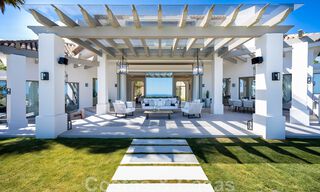 Prestigious luxury villa in Mediterranean style for sale with stunning panoramic sea views in Benahavis - Marbella 43438 