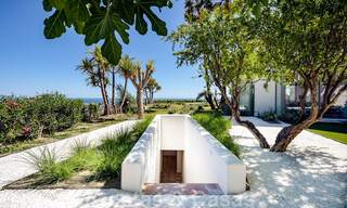 Prestigious luxury villa in Mediterranean style for sale with stunning panoramic sea views in Benahavis - Marbella 43439 