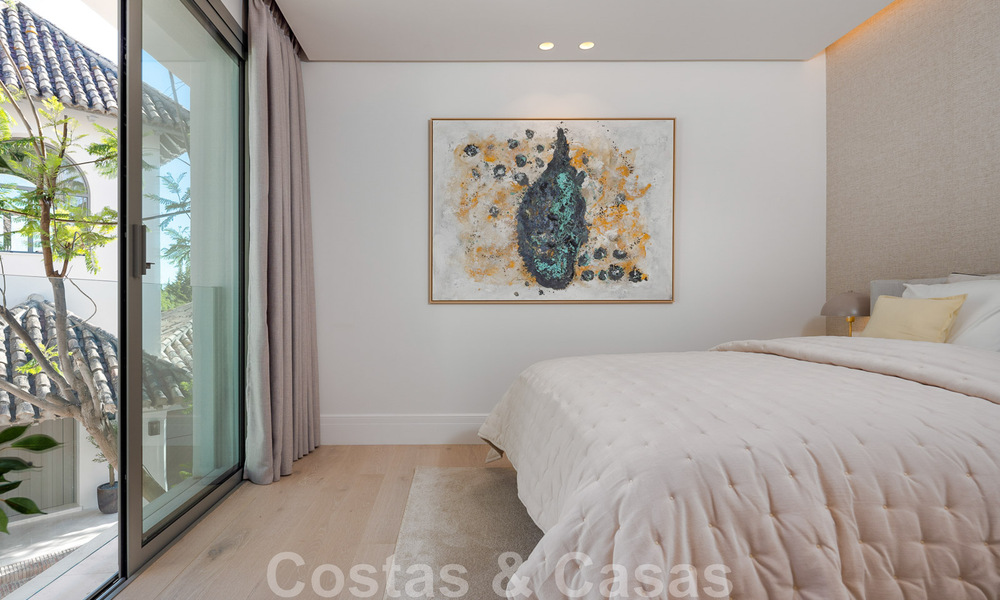 Prestigious luxury villa in Mediterranean style for sale with stunning panoramic sea views in Benahavis - Marbella 43499