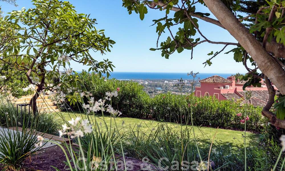 Prestigious luxury villa in Mediterranean style for sale with stunning panoramic sea views in Benahavis - Marbella 43508