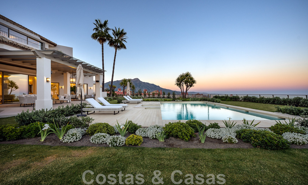 Prestigious luxury villa in Mediterranean style for sale with stunning panoramic sea views in Benahavis - Marbella 43525