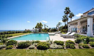 Prestigious luxury villa in Mediterranean style for sale with stunning panoramic sea views in Benahavis - Marbella 43528 