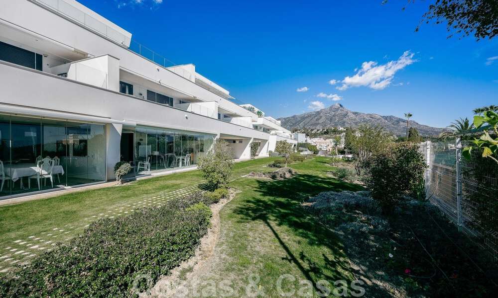 High quality, modern, garden apartment for sale with 3 bedrooms and panoramic sea views in the heart of Nueva Andalucia in Marbella 42880