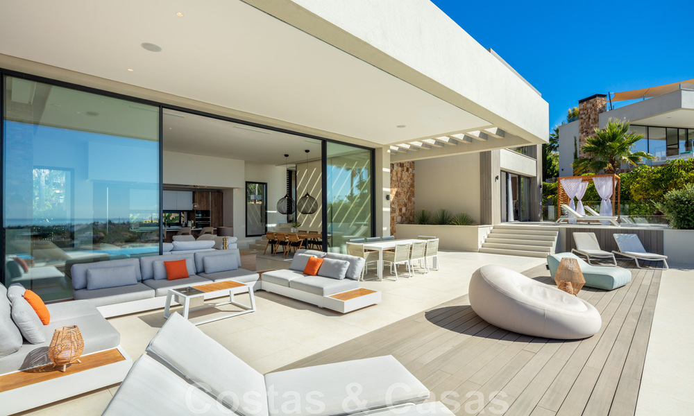 Luxury contemporary style villa for sale with sea views in Nueva Andalucia's golf valley in Marbella 43292