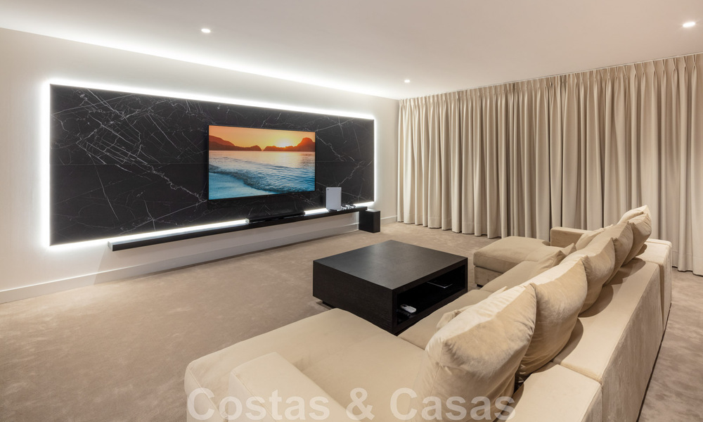 Luxury contemporary style villa for sale with sea views in Nueva Andalucia's golf valley in Marbella 43312