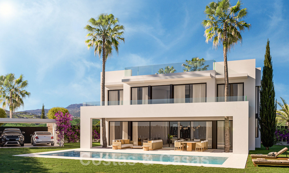 New! Contemporary luxury villas for sale at walking distance from a prominent golf club, on the New Golden Mile between Marbella and Estepona 43219