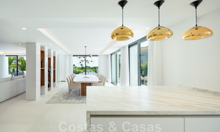 Beautiful, contemporary villa for sale in the heart of Nueva Andalucia's golf valley in Marbella 43052 