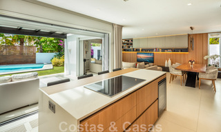 Charming, modern luxury villa for sale in a prestigious beachside community on the Golden Mile of Marbella 43275 