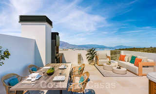 New, contemporary townhouses for sale with breath-taking sea views in Manilva on the Costa del Sol 43330 