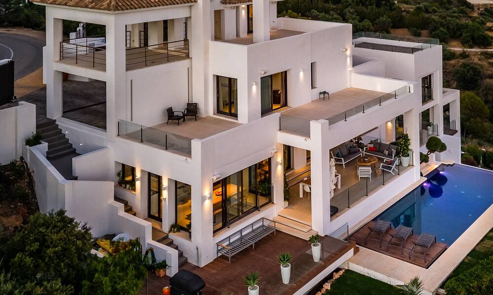 Contemporary, elevated luxury villa for sale with panoramic sea views situated in Marbella East 43861