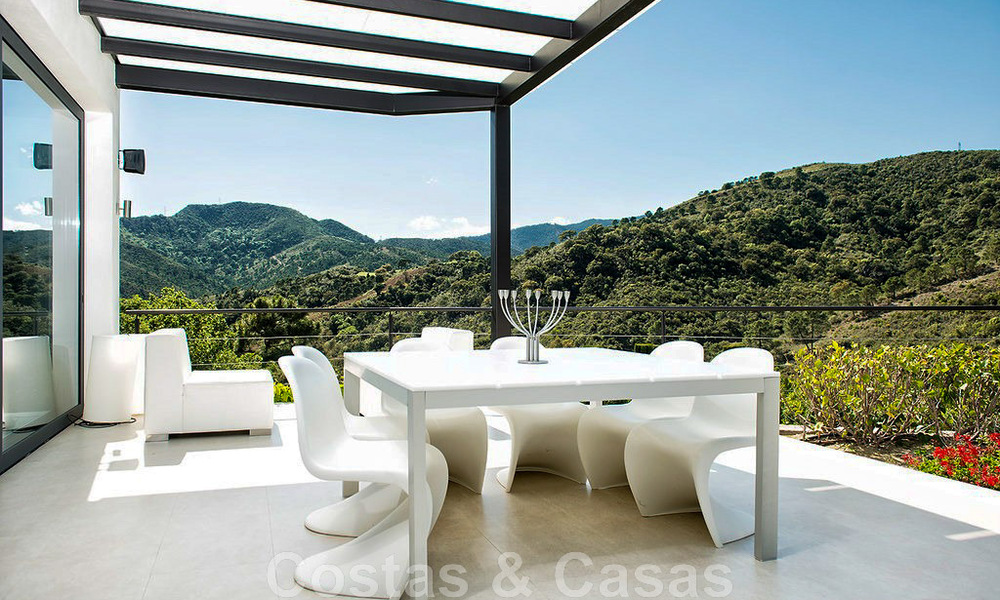 Traditional luxury villa for sale in the very exclusive La Zagaleta Resort in Marbella - Benahavis 43394