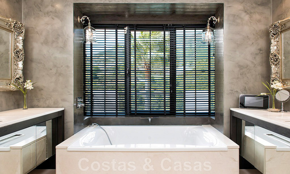 Traditional luxury villa for sale in the very exclusive La Zagaleta Resort in Marbella - Benahavis 43399