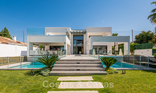 Modern villa for sale, situated on first line golf position with panoramic views of the green, extensive golf course in Marbella West 43900 