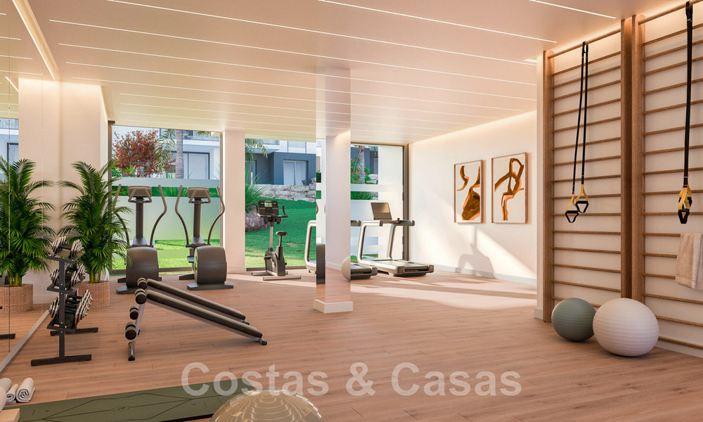 New, modern apartments at walking distance from the beach in the centre of Estepona, Costa del Sol 43939