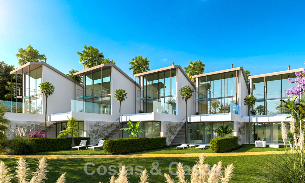 New exclusive townhouses for sale in contemporary style with impressive sea views in a prestigious urbanisation of Fuengirola, Costa del Sol 43947