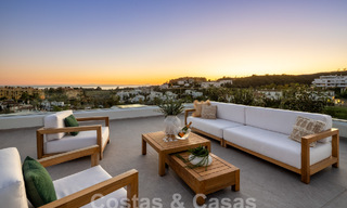 Spectacular luxury villas for sale in contemporary architecture situated in a golf resort on the New Golden Mile between Marbella and Estepona 63157 
