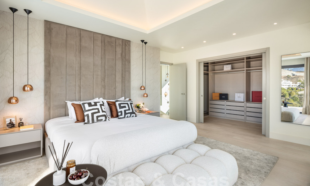 Spectacular luxury villas for sale in contemporary architecture situated in a golf resort on the New Golden Mile between Marbella and Estepona 63168
