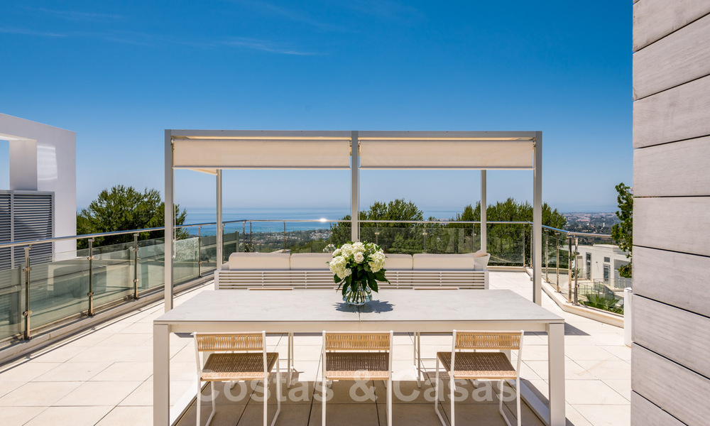 Last villa! Exclusive, architectural luxury villa for sale, with sea views, in Sierra Blanca, Golden Mile, Marbella. Luxury furnished. 43626