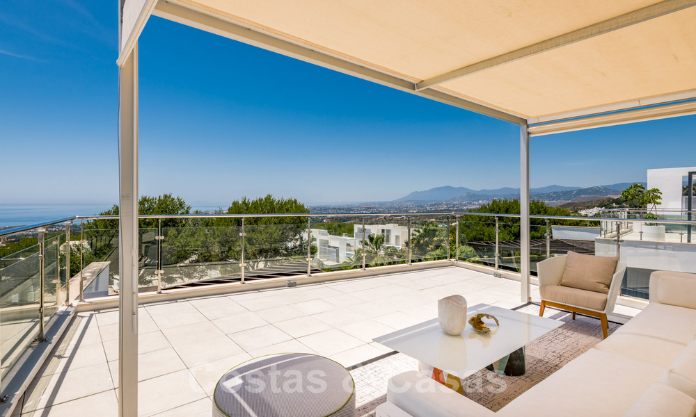 Last villa! Exclusive, architectural luxury villa for sale, with sea views, in Sierra Blanca, Golden Mile, Marbella. Luxury furnished. 43637