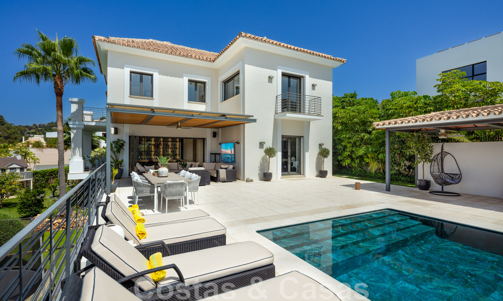 Superb luxury villa for sale in a modern Mediterranean architecture, with sea views and in a golf resort in Benahavis - Marbella 44176