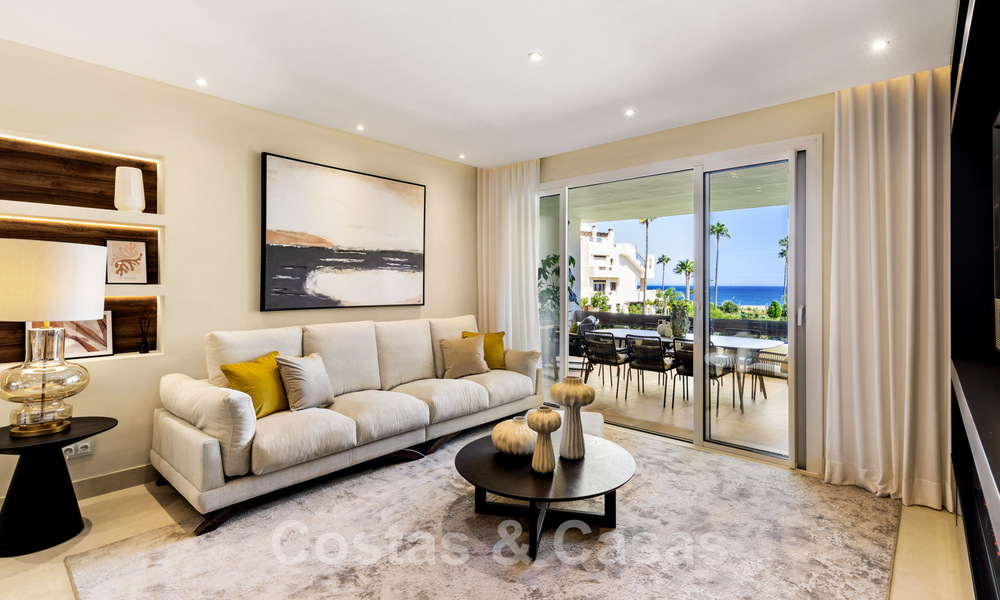 Spacious, luxurious apartment for sale in a secured complex, first line beach, with beautiful sea views, on the New Golden Mile between Marbella - Estepona 44060