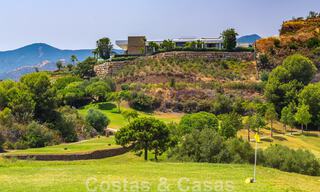 Phenomenal contemporary luxury villa for sale, directly next to the golf course with sea views in a gated golf resort in Marbella - Benahavis 43992 