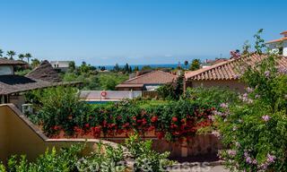 Traditional Spanish villa for sale with sea views in a quiet urbanisation just east of Marbella centre at walking distance to the beach 44408 