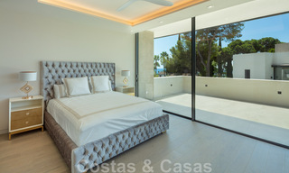 Impressive, modern luxury villa with stunning sea views for sale in a desirable urbanisation on the Golden Mile of Marbella 44527 