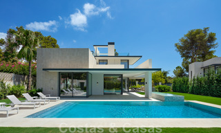 Impressive, modern luxury villa with stunning sea views for sale in a desirable urbanisation on the Golden Mile of Marbella 44544 