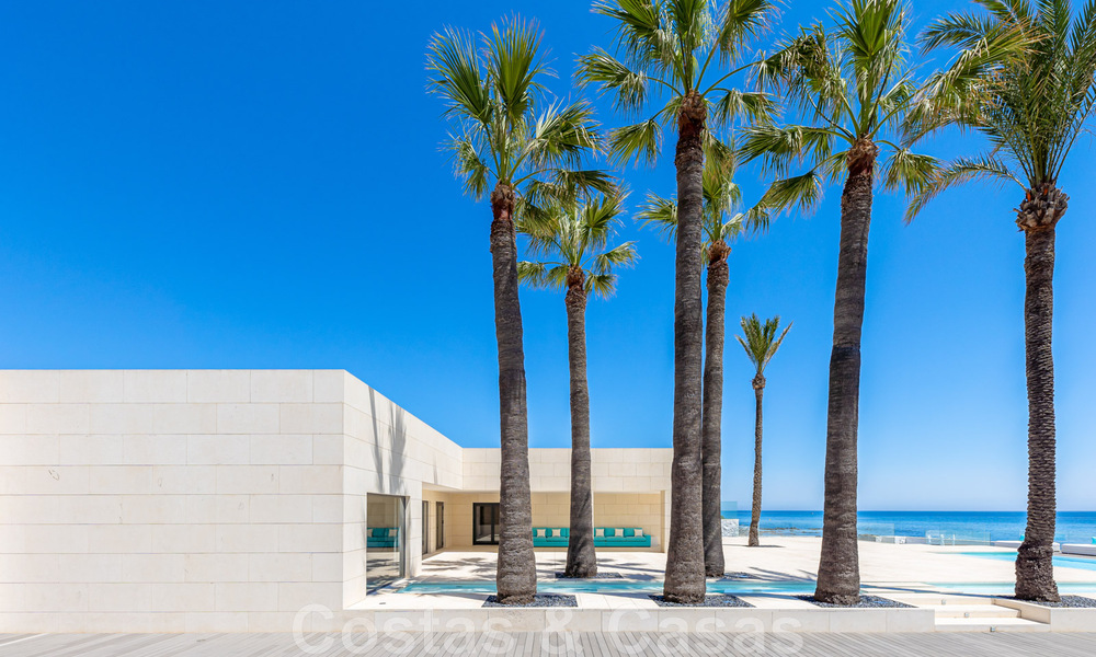 Avant-garde beach villa in a sleek modern style for sale, frontline beach in Mijas Costa, Costa del Sol 44444