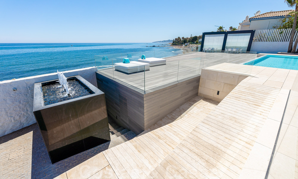 Avant-garde beach villa in a sleek modern style for sale, frontline beach in Mijas Costa, Costa del Sol 44447