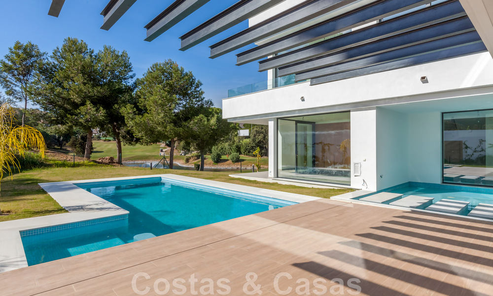 New, contemporary villa for sale with open views to the golf courses of the coveted golf resort La Cala Golf, Mijas 44652