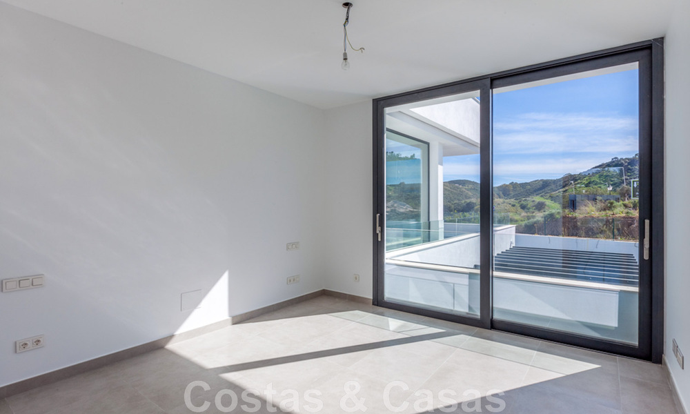 New, contemporary villa for sale with open views to the golf courses of the coveted golf resort La Cala Golf, Mijas 44661