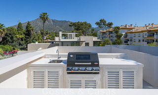 Contemporary, luxury villa for sale close to all amenities in a highly sought after residential community on the Golden Mile of Marbella 44823 