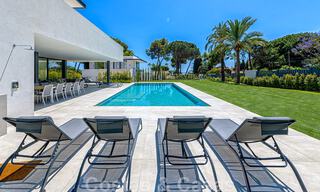 Contemporary, luxury villa for sale close to all amenities in a highly sought after residential community on the Golden Mile of Marbella 44862 