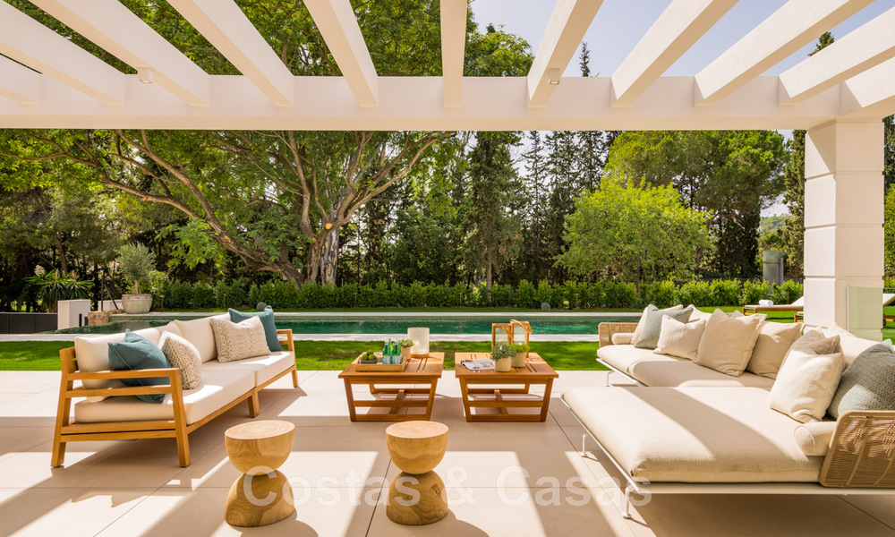 Spanish designer villa for sale, steps from golf course in Marbella - Benahavis 45466