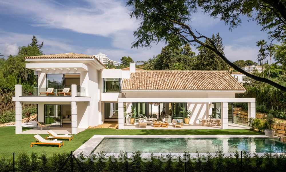 Spanish designer villa for sale, steps from golf course in Marbella - Benahavis 45470