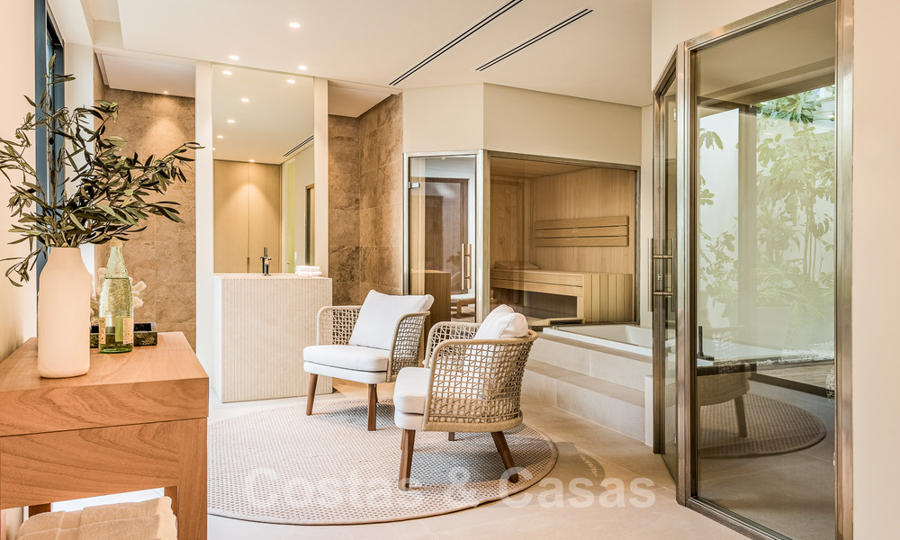 Spanish designer villa for sale, steps from golf course in Marbella - Benahavis 49284