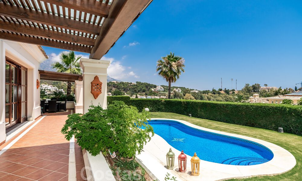 Spacious, detached luxury villa for sale, in Andalusian architectural style situated on a high position in the heart of Nueva Andalucia 45138