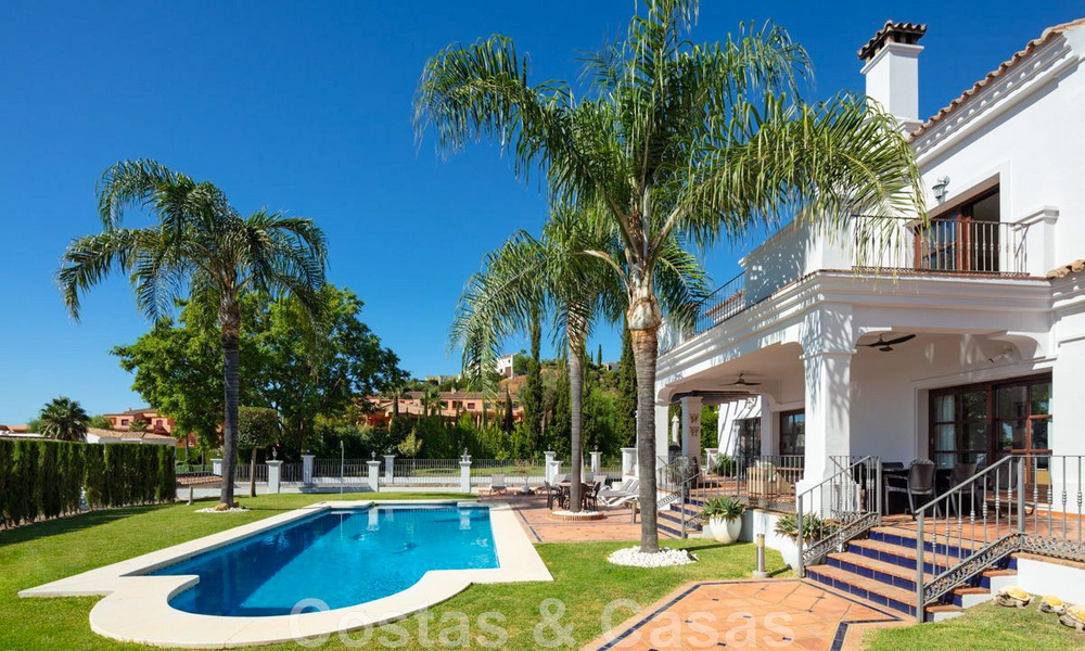 Spacious, charming luxury villa for sale, in a preferred residential urbanisation on the New Golden Mile, Benahavis - Marbella 45625