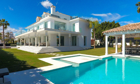 Unique luxury villa for sale in a modern, Andalusian architectural style, with sea views, within walking distance of Puerto Banus, Marbella 45840