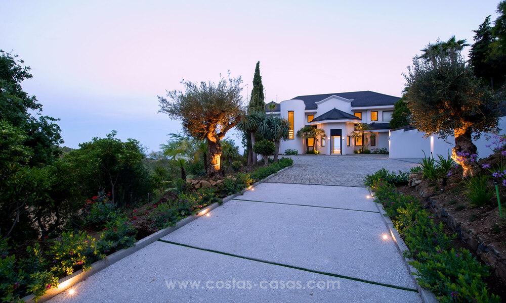 Contemporary, luxury villa for sale with sea views in the most exclusive La Zagaleta resort in Benahavis - Marbella 45228
