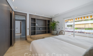Spacious apartment for sale, fully refurbished in modern style, located in a desirable area on Marbella's Golden Mile 46430 