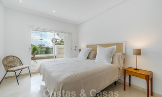 Spacious apartment for sale, fully refurbished in modern style, located in a desirable area on Marbella's Golden Mile 46433 
