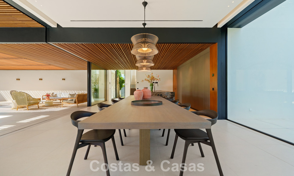 Avant-garde designer villa for sale with numerous luxury amenities in Nueva Andalucia, Marbella 786083