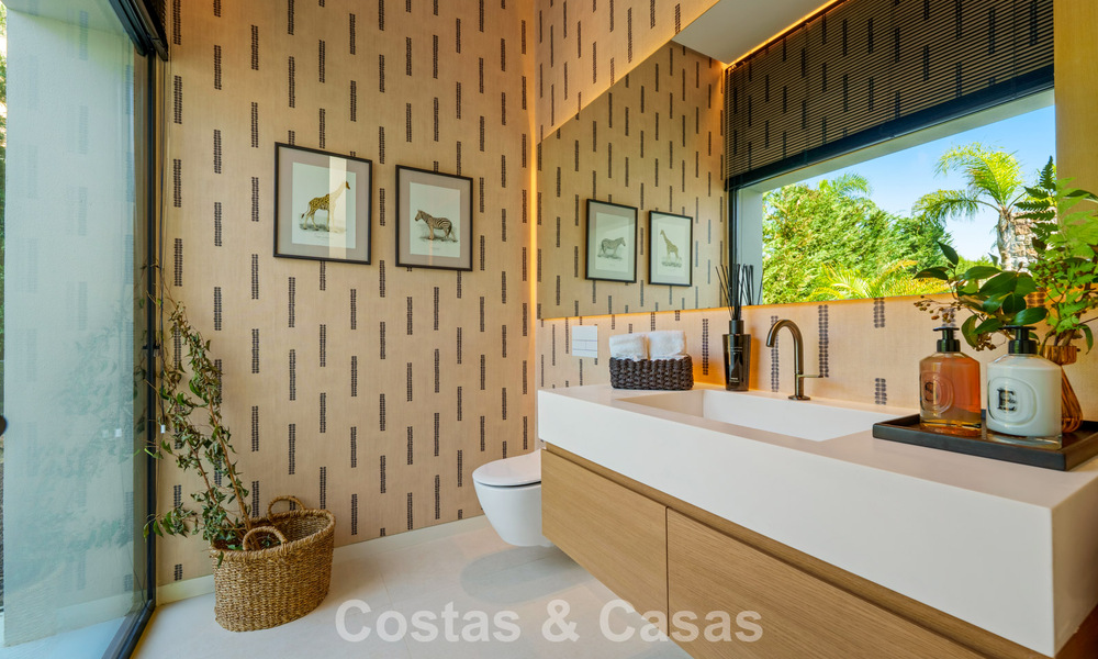 Avant-garde designer villa for sale with numerous luxury amenities in Nueva Andalucia, Marbella 786095