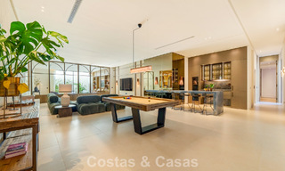 Avant-garde designer villa for sale with numerous luxury amenities in Nueva Andalucia, Marbella 786100 