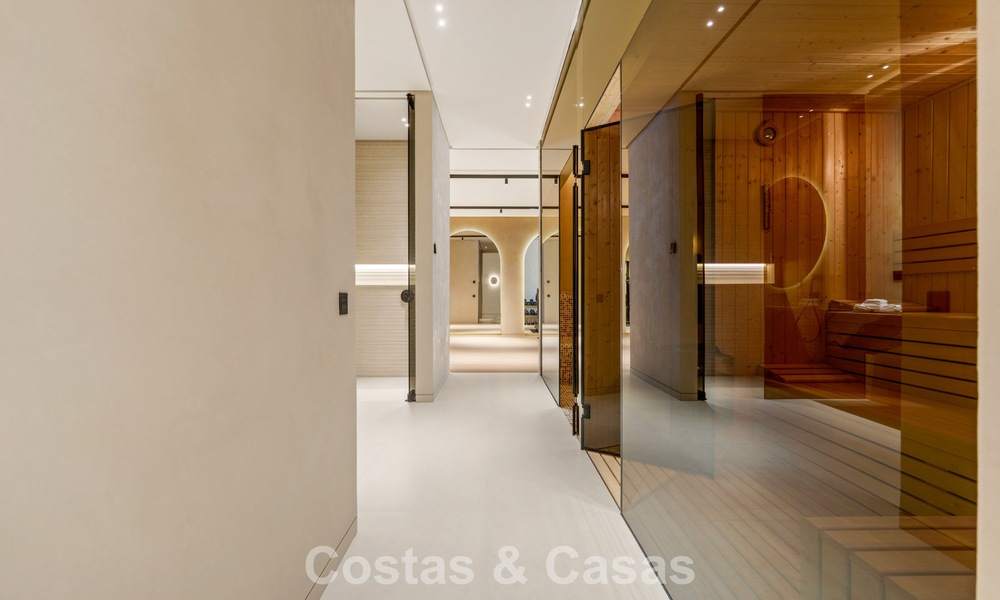 Avant-garde designer villa for sale with numerous luxury amenities in Nueva Andalucia, Marbella 786111