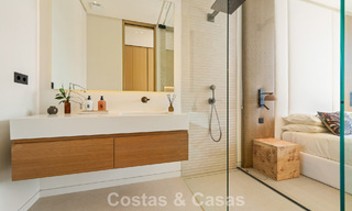 Avant-garde designer villa for sale with numerous luxury amenities in Nueva Andalucia, Marbella 786118 