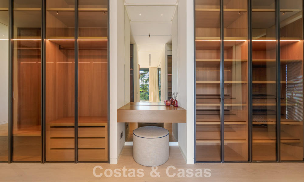 Avant-garde designer villa for sale with numerous luxury amenities in Nueva Andalucia, Marbella 786124